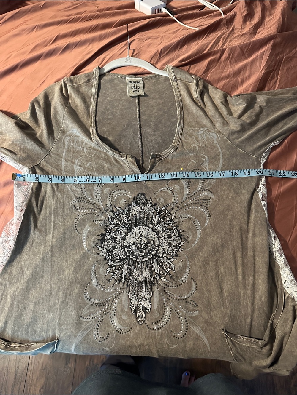 Vocal Taupe Gray Washed Crewneck - Picture 8 of 12